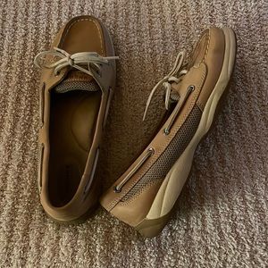 Sperry Topsiders
